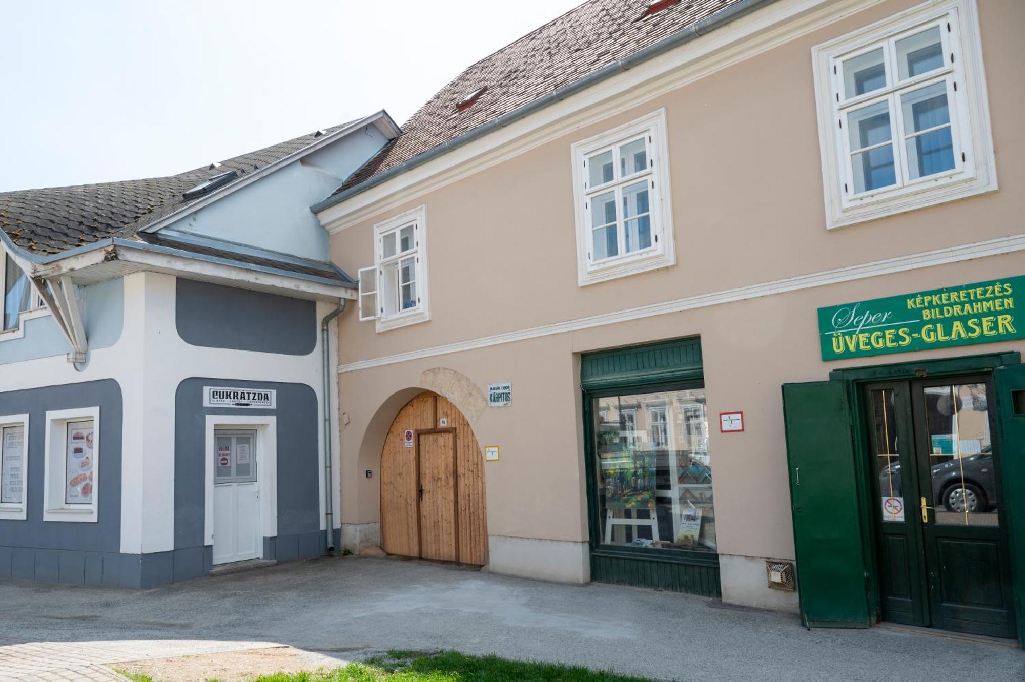 Modern Medival Leilighet Kőszeg Eksteriør bilde