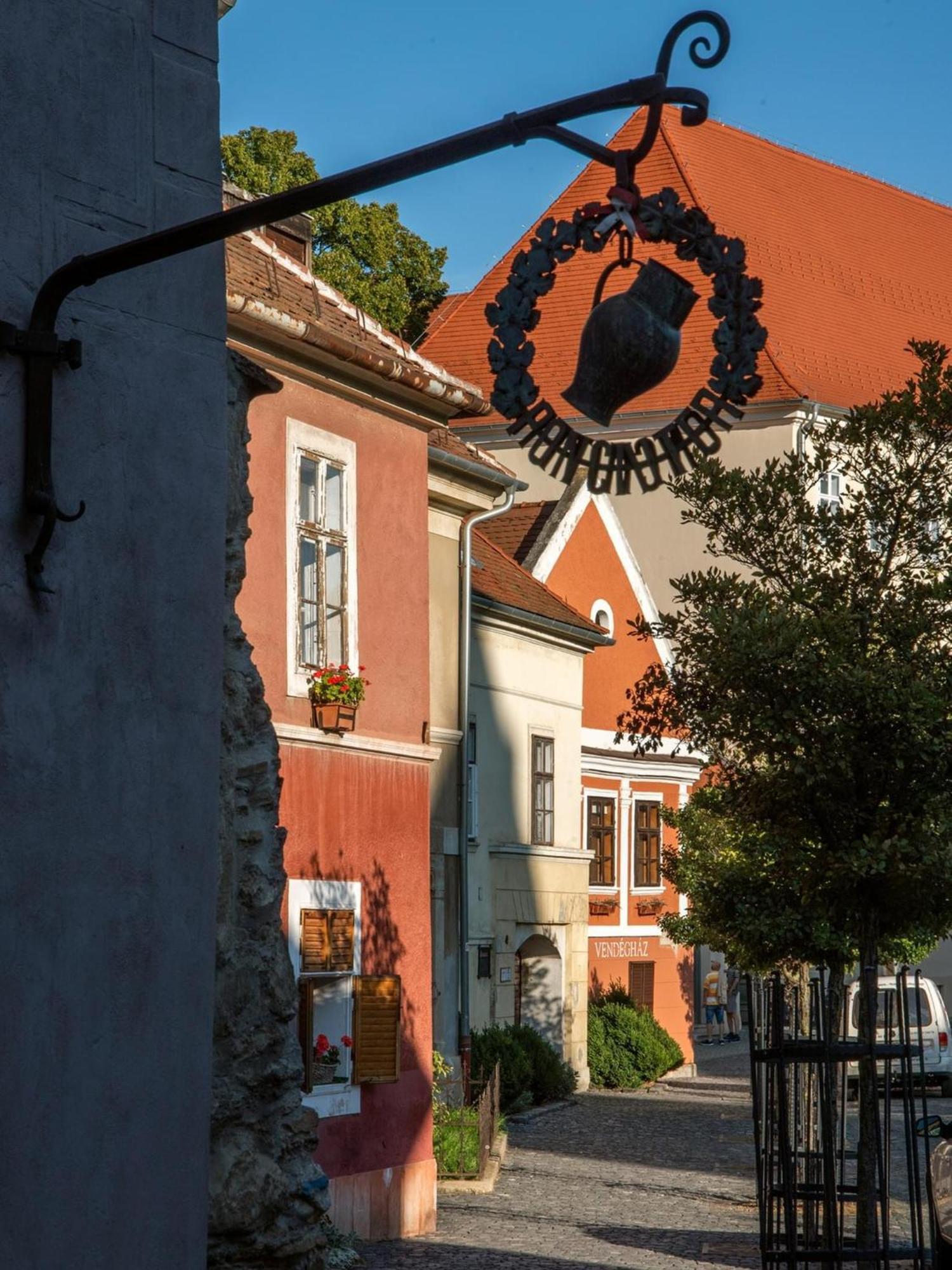 Modern Medival Leilighet Kőszeg Eksteriør bilde